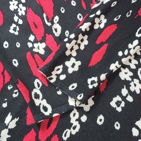 LH sport Sweater - Picture 10 of 16